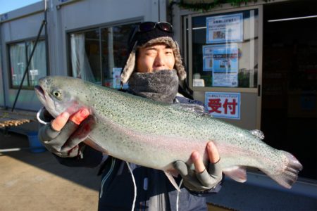 としまえんフィッシングエリア 釣果