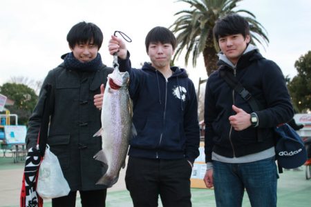 としまえんフィッシングエリア 釣果