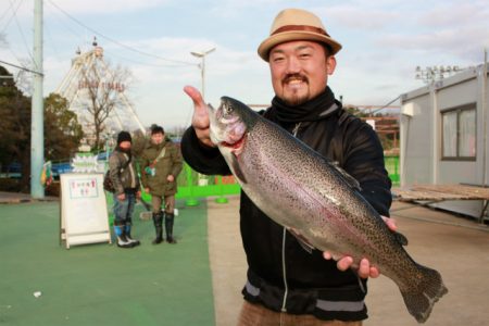としまえんフィッシングエリア 釣果