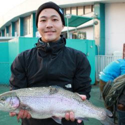 としまえんフィッシングエリア 釣果