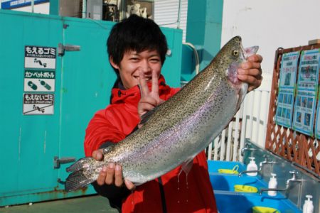 としまえんフィッシングエリア 釣果