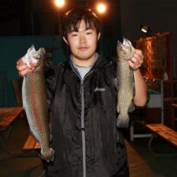 としまえんフィッシングエリア 釣果