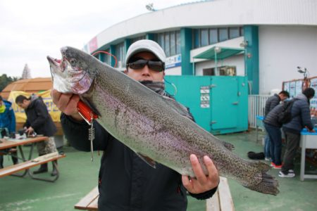 としまえんフィッシングエリア 釣果