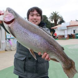としまえんフィッシングエリア 釣果