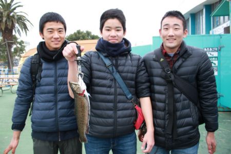 としまえんフィッシングエリア 釣果