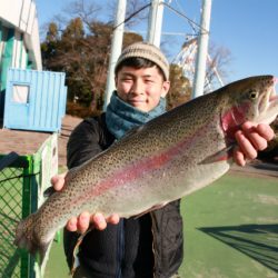としまえんフィッシングエリア 釣果
