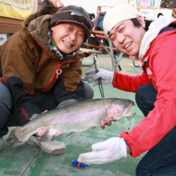 としまえんフィッシングエリア 釣果