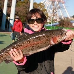 としまえんフィッシングエリア 釣果
