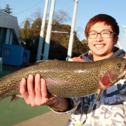 としまえんフィッシングエリア 釣果
