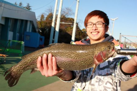 としまえんフィッシングエリア 釣果