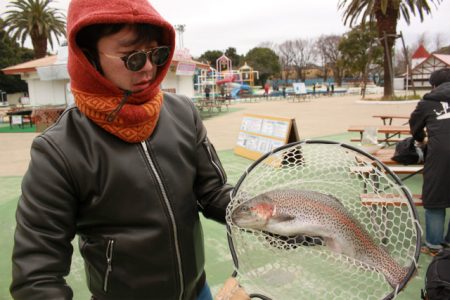 としまえんフィッシングエリア 釣果