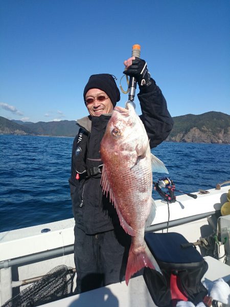 エンペラー 釣果