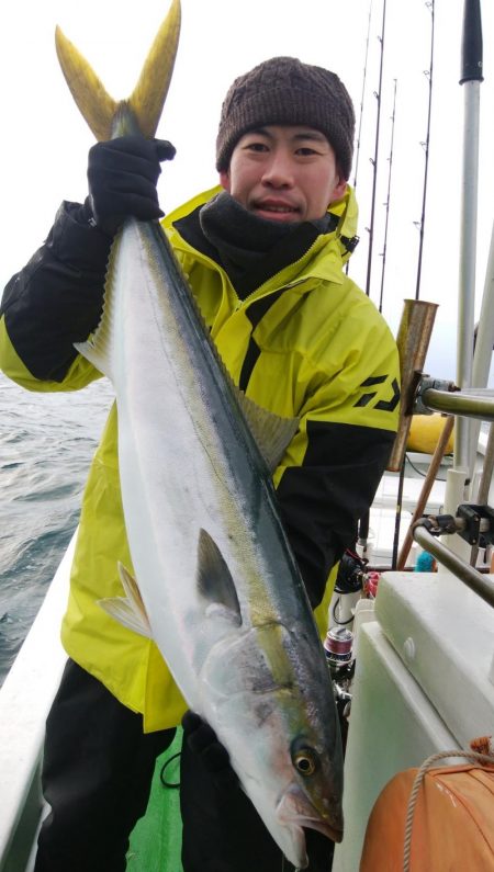 第二美丸　ブリ狙いで初出港