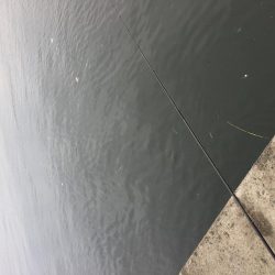 ハネ厳しいです。