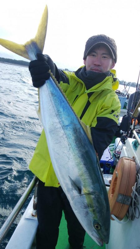 第二美丸　ブリ狙いで初出港