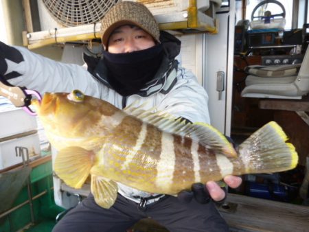 真祐丸 (しんゆうまる) 釣果