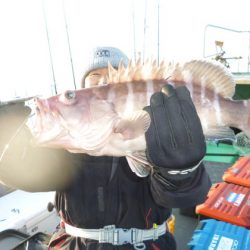 真祐丸 (しんゆうまる) 釣果