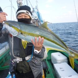 真祐丸 (しんゆうまる) 釣果