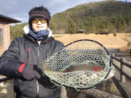 フィッシングレイクたかみや 釣果