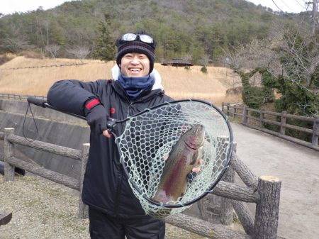 フィッシングレイクたかみや 釣果