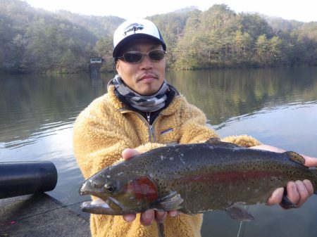 フィッシングレイクたかみや 釣果