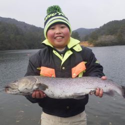 フィッシングレイクたかみや 釣果