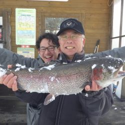 フィッシングレイクたかみや 釣果