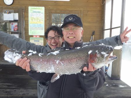 フィッシングレイクたかみや 釣果