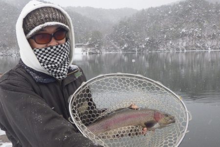 フィッシングレイクたかみや 釣果