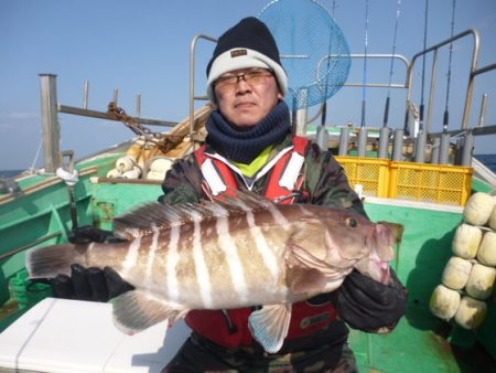 真祐丸 (しんゆうまる) 釣果