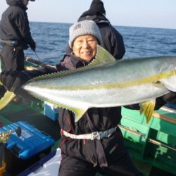 真祐丸 (しんゆうまる) 釣果