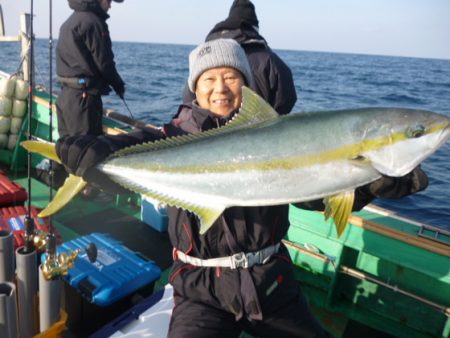 真祐丸 (しんゆうまる) 釣果