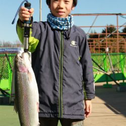 としまえんフィッシングエリア 釣果