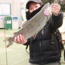 としまえんフィッシングエリア 釣果