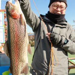 としまえんフィッシングエリア 釣果