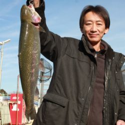 としまえんフィッシングエリア 釣果