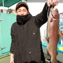 としまえんフィッシングエリア 釣果