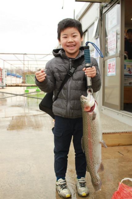 としまえんフィッシングエリア 釣果