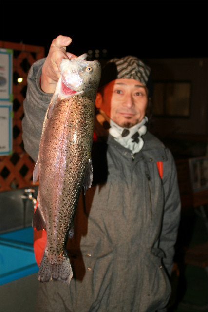 としまえんフィッシングエリア 釣果