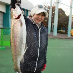 としまえんフィッシングエリア 釣果