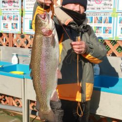 としまえんフィッシングエリア 釣果