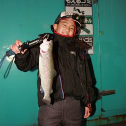 としまえんフィッシングエリア 釣果