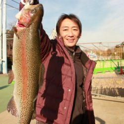 としまえんフィッシングエリア 釣果