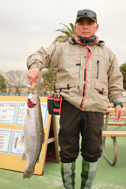 としまえんフィッシングエリア 釣果