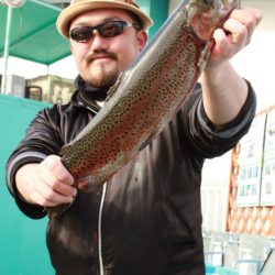 としまえんフィッシングエリア 釣果