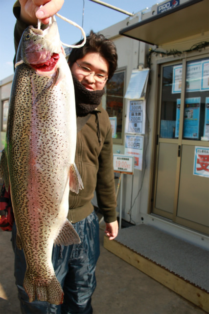 としまえんフィッシングエリア 釣果