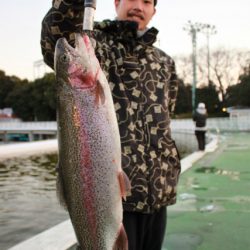 としまえんフィッシングエリア 釣果