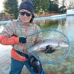 としまえんフィッシングエリア 釣果