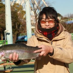 としまえんフィッシングエリア 釣果