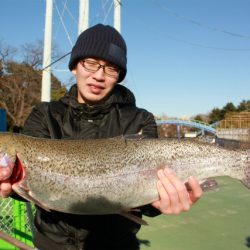 としまえんフィッシングエリア 釣果